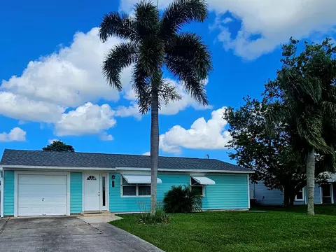 1809 SW Idaho Ln, Port Saint Lucie, FL 34953