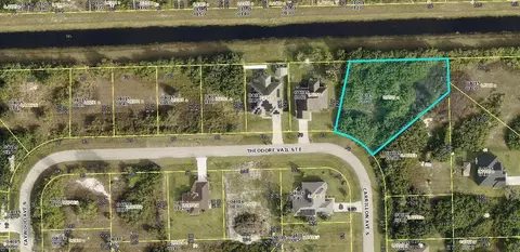 623 Theodore Vail St E, Lehigh Acres, FL 33974