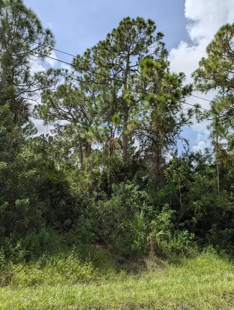 I-392 76 N, The Acreage, FL 33470