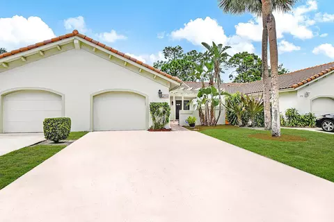 6906 Escobar Ct, Boca Raton, FL 33433