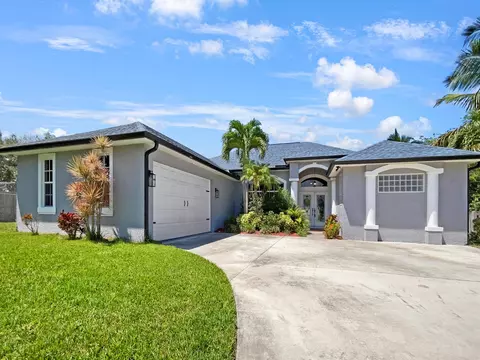 876 Noa St, Fort Pierce, FL 34982