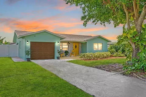 8012 NW 104th Ave, Tamarac, FL 33321