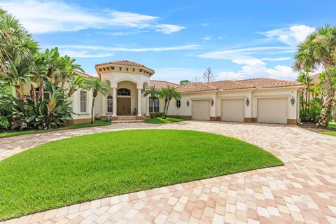 8323 Calumet Ct, Saint Lucie West, FL 34986