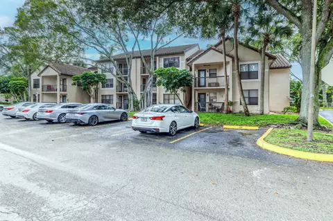 4481 W Mcnab Rd #31, Pompano Beach, FL 33069