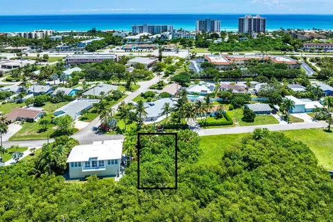 13787 Cocoanut, Juno Beach, FL 33408