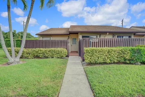 620 Sea Pine Way #A, Greenacres, FL 33415