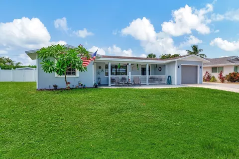 10065 Daisy Ave, Palm Beach Gardens, FL 33410