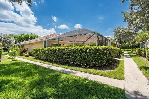 3570 Wildwood Forest Ct #B, Palm Beach Gardens, FL 33403