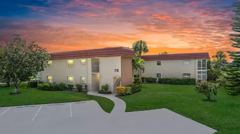 78 Royal Oak Dr #207, Vero Beach, FL 32962