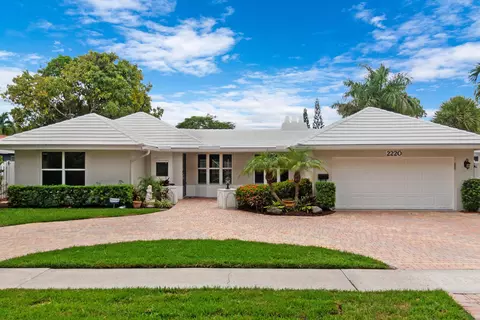 2220 NE 62nd, Fort Lauderdale, FL 33308