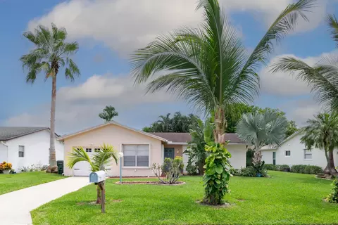 6317 Summer Sky Ln, Greenacres, FL 33463