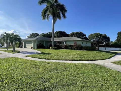 4978 Marbella Rd N, West Palm Beach, FL 33417