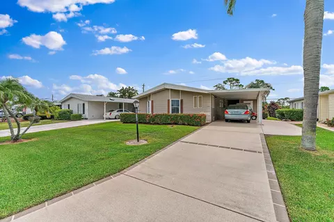 8408 Gallberry Cir, Port Saint Lucie, FL 34952