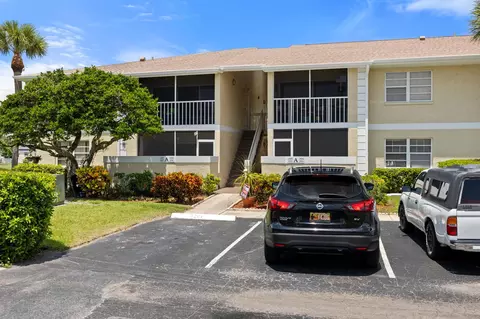 1565 SE Royal Green Cir #208, Port Saint Lucie, FL 34952