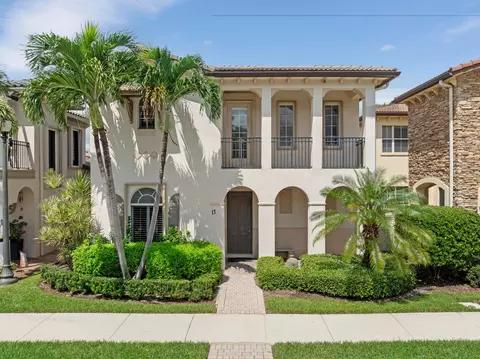 17 Stoney Dr, Palm Beach Gardens, FL 33410