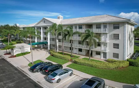 6049 Balboa Cir #301, Boca Raton, FL 33433