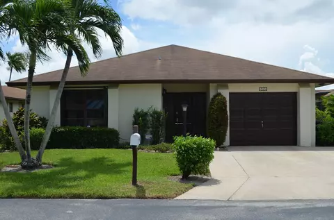 6090 Glentree Ln, Greenacres, FL 33463