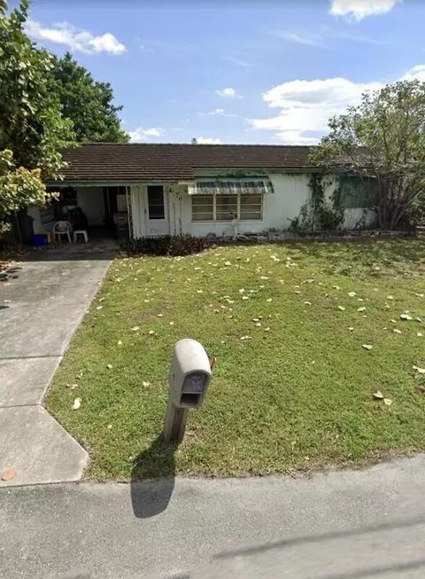 4174 Wilkinson Dr, Lake Worth, FL 33461