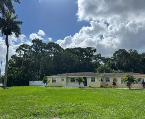 270 Forest Estate Dr, West Palm Beach, FL 33415
