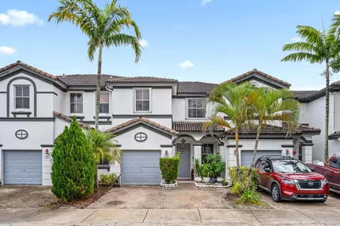 7645 NW 114th Path, Doral, FL 33178