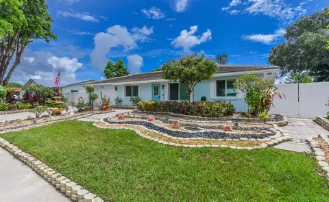 3332 NW 26th Ct, Boca Raton, FL 33434