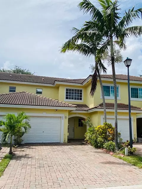 805 Imperial Lake Rd, West Palm Beach, FL 33413