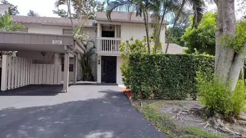 526 Deer Creek Wildwood Ln #E, Deerfield Beach, FL 33442