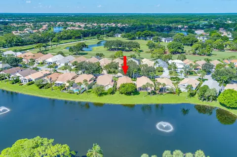 12861 Oak Knoll Dr, Palm Beach Gardens, FL 33418