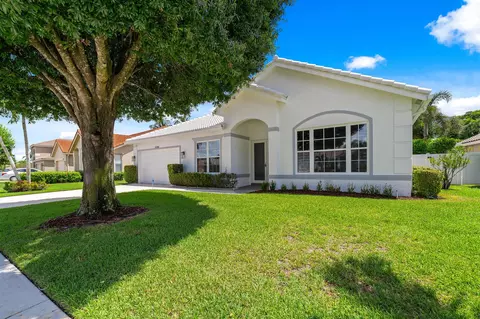 6344 Hatteras Club Dr, Lake Worth, FL 33463