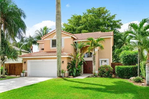 6902 Dearborn Pl, Boynton Beach, FL 33437