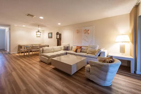 9199 Pecky Cypress #7F, Boca Raton, FL 33428