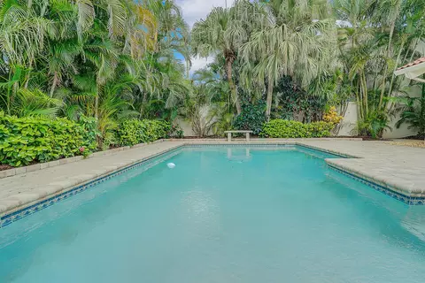 105 Sunfish Ln, Jupiter, FL 33477