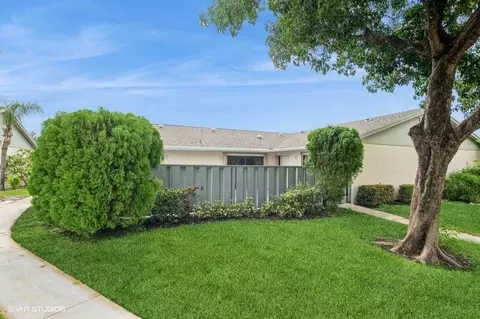 8060 Ambach #20, Hypoluxo, FL 33462
