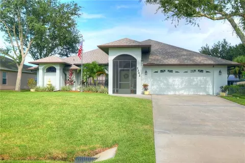1342 Bevan Dr, Sebastian, FL 32958