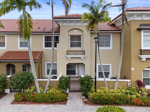 3515 Merrick Ln #1302, Margate, FL 33063