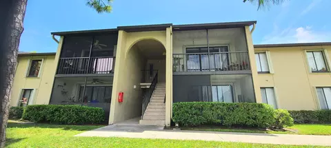 713 Sunny Pine Way #C2, Greenacres, FL 33415