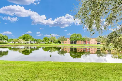 5550 Witney #103, Delray Beach, FL 33484