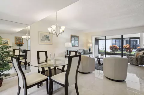 4482 Fountains Dr #4482, Lake Worth, FL 33467