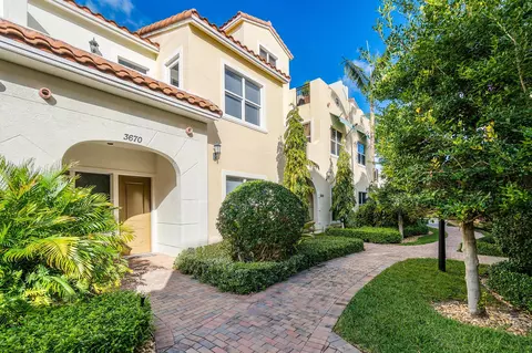 3670 Vintage Way, West Palm Beach, FL 33405