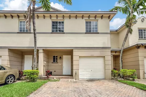 1004 Abaco Ln, Riviera Beach, FL 33404
