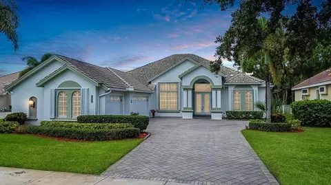 569 SW Romora Bay, Port Saint Lucie, FL 34986