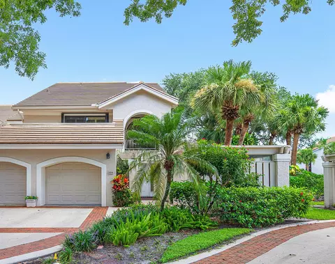 3911 Back Bay Dr #224, Jupiter, FL 33477