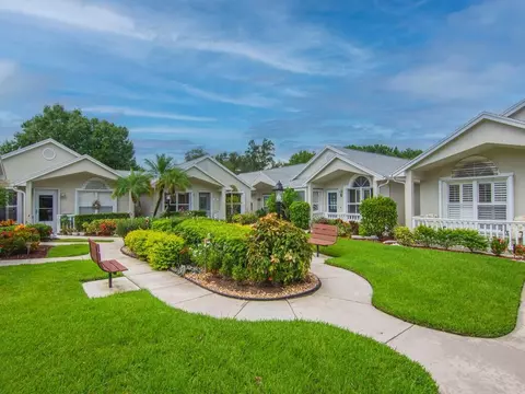 1195 NW Lombardy Dr, Port Saint Lucie, FL 34986