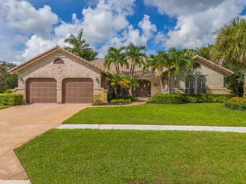 10280 Camelback Ln, Boca Raton, FL 33498