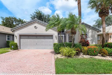 6753 Sun River Rd, Boynton Beach, FL 33437