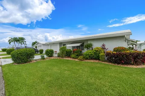2097 SW 14th Ave, Boynton Beach, FL 33426