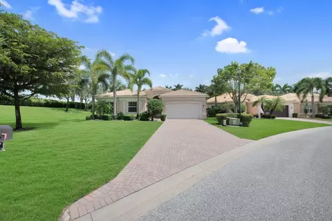 9867 Bluefield, Boynton Beach, FL 33473
