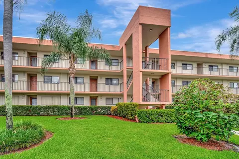 5598 Witney Dr #109, Delray Beach, FL 33484