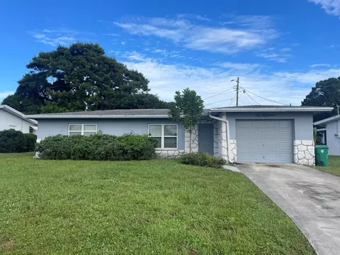 218 Olive Ave, Port Saint Lucie, FL 34952