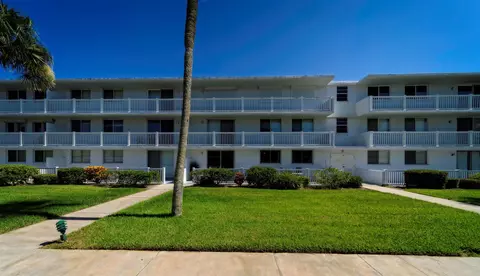 3190 N Atlantic Ave #131, Cocoa Beach, FL 32931